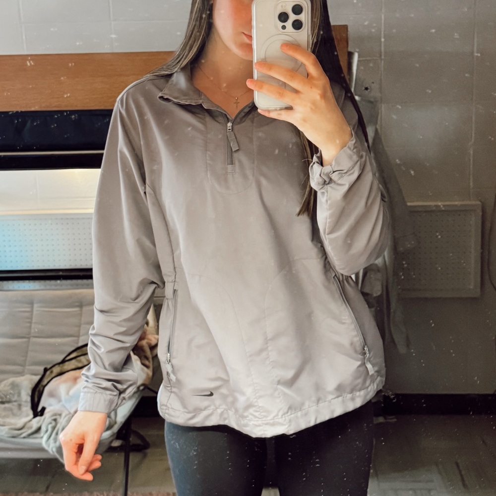 Nike windbreaker
